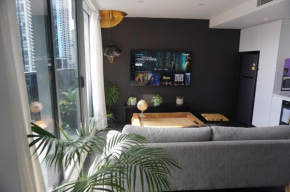 Stylish One Bed Apt Near Southbank, CBD, Crown